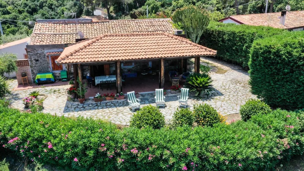 Stanza Di Giove #2 Bed & Breakfast Patti